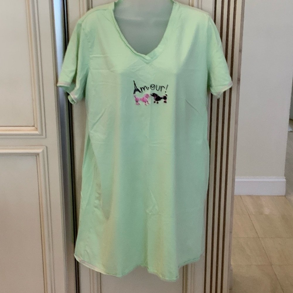 Poodle applica night gown 100% cotton